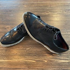 Men’s Wingtip Shoes Sz 11